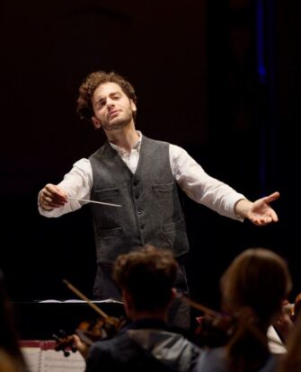 Tjeknavorian Emmanuel Oliver Borchert