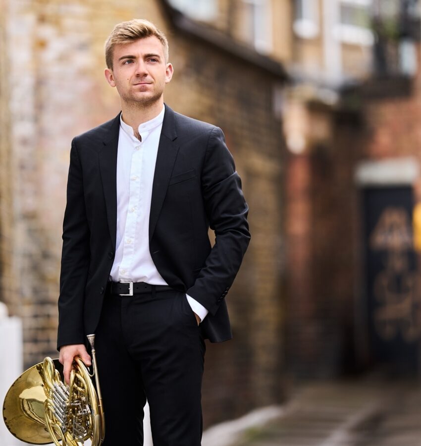 Goldscheider Ben Askonas Holt KIK05102 LR