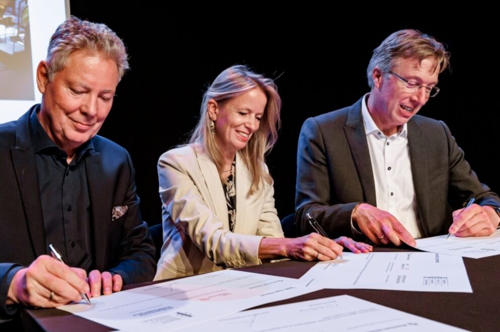 Ondertekening003 Focuss22 LR header website